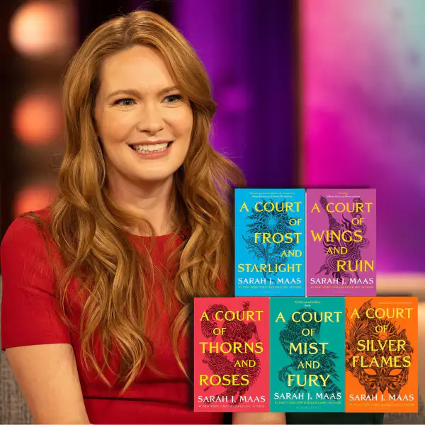 Sarah J. Maas